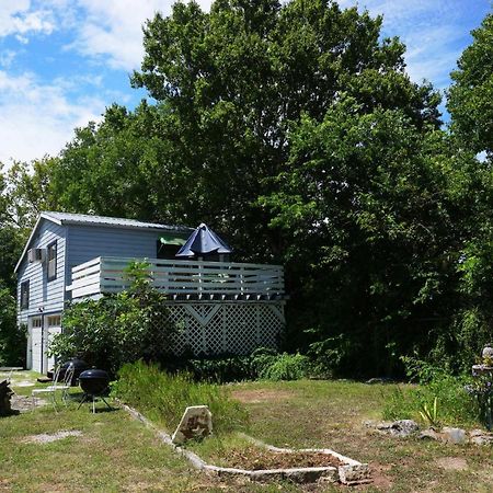Bandit'S Hideaway-The Loft Wimberley Exterior photo
